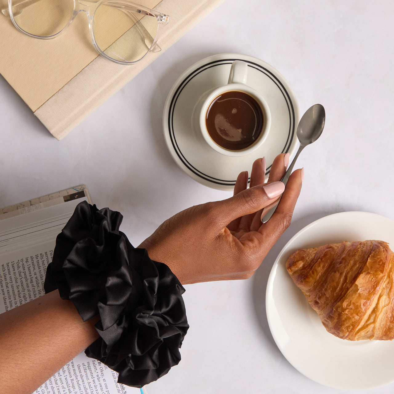 Chouchou à volants noir